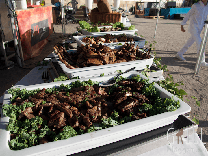 annika och rickard sjoberg bröllop grillbuffé
