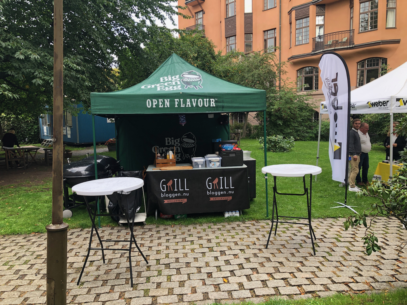 weber, beijer bygg, big green egg, utekök, hamburgare