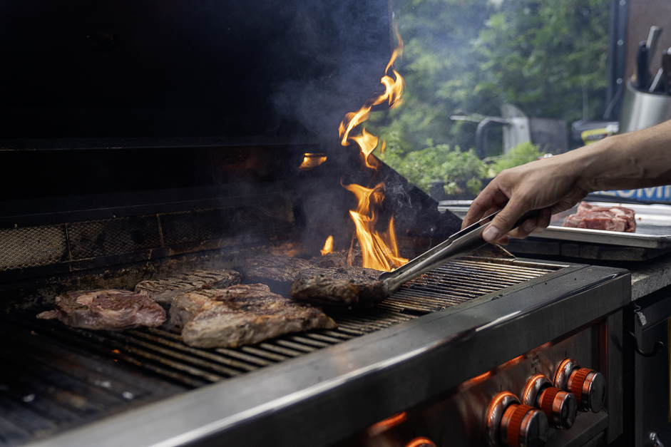 teamwork, teambuilding, kick-off med grillad middag stockholm