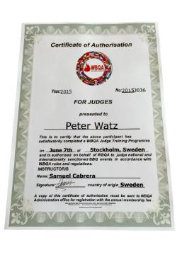 Peter Watz certifierad WBQA dommare. 